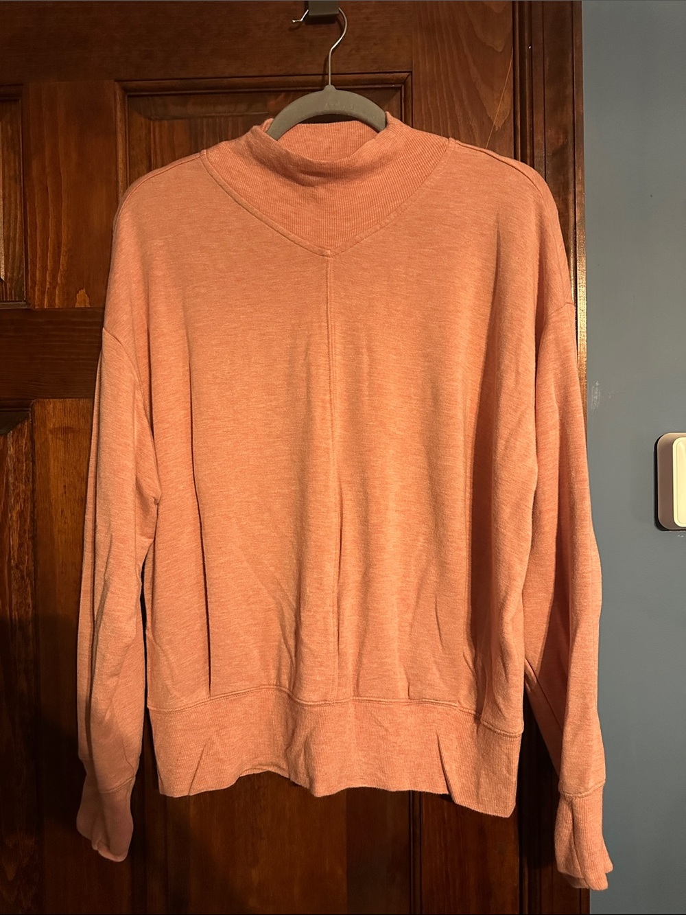 Athleta Mock Neck Lightweight Pullover